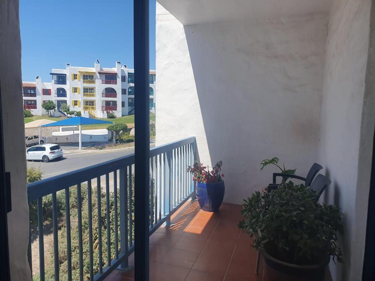 Apartamento Raaswater Langebaan Self Catering Exterior foto