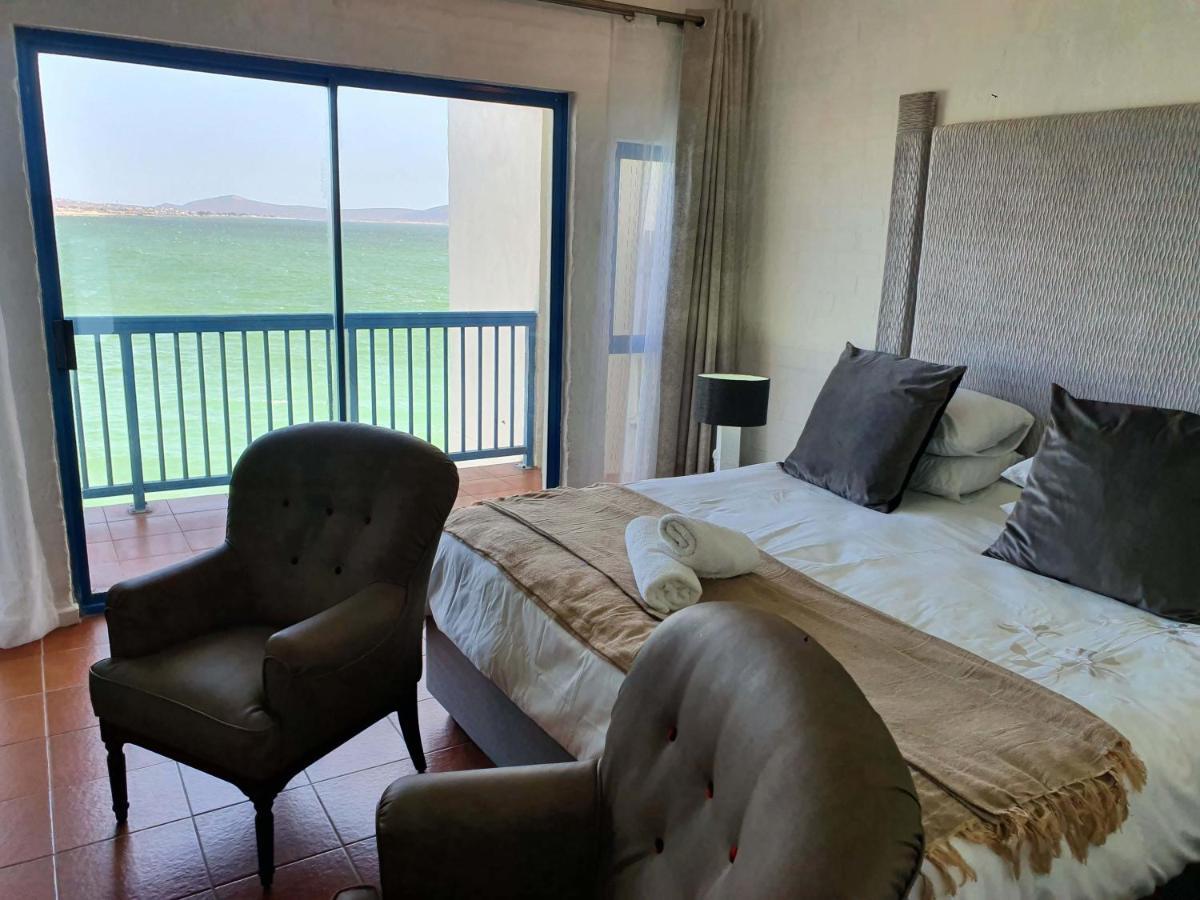 Apartamento Raaswater Langebaan Self Catering Exterior foto